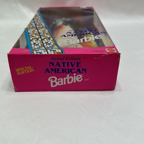 Native American Barbie - Picture 5 of 5